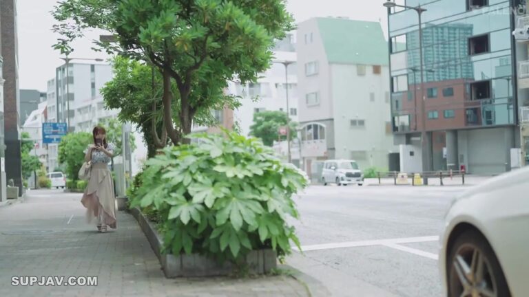 viet69 – Cô nàng trẻ đẹp mơn mởn nhưng chỉ đam mê các chú trung niên